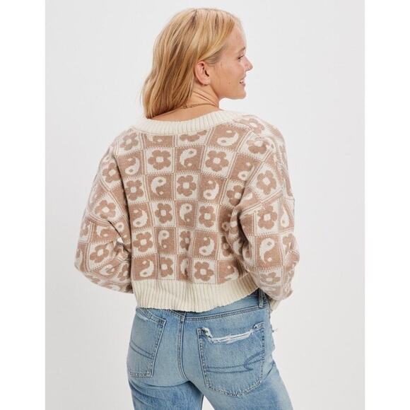 American Eagle Tan & Cream Checkered Ying Yang Cropped Cardigan Sweater - Picture 1 of 6